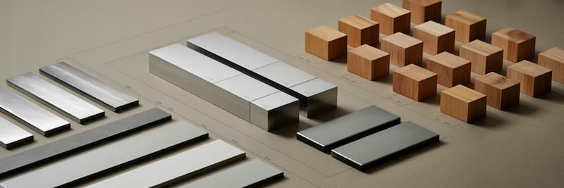 présentation d'échantillons cubiques de différents matériaux utilisables pour construire des dispositifs Perdelle